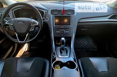 Лифтбек Ford Mondeo 2016 в 