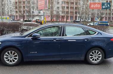 Седан Ford Mondeo 2018 в Киеве