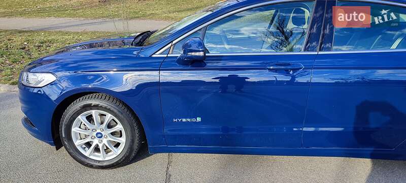 Седан Ford Mondeo 2018 в Киеве