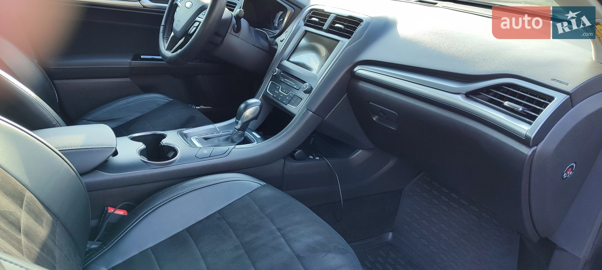 2018 Ford Mondeo - мініатюра 17