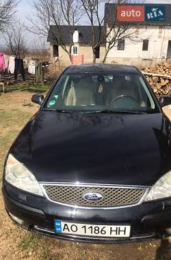 Седан Ford Mondeo 2004 в Хусті