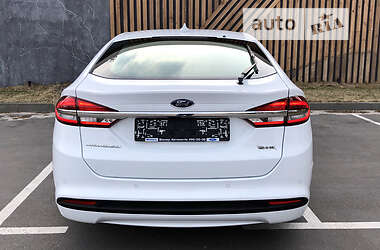 Лифтбек Ford Mondeo 2020 в 