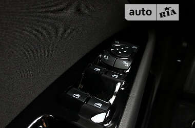 Лифтбек Ford Mondeo 2020 в 