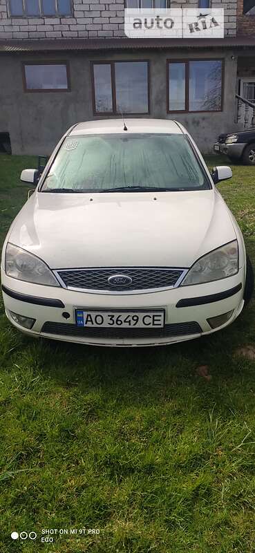 Седан Ford Mondeo 2006 в Хусте