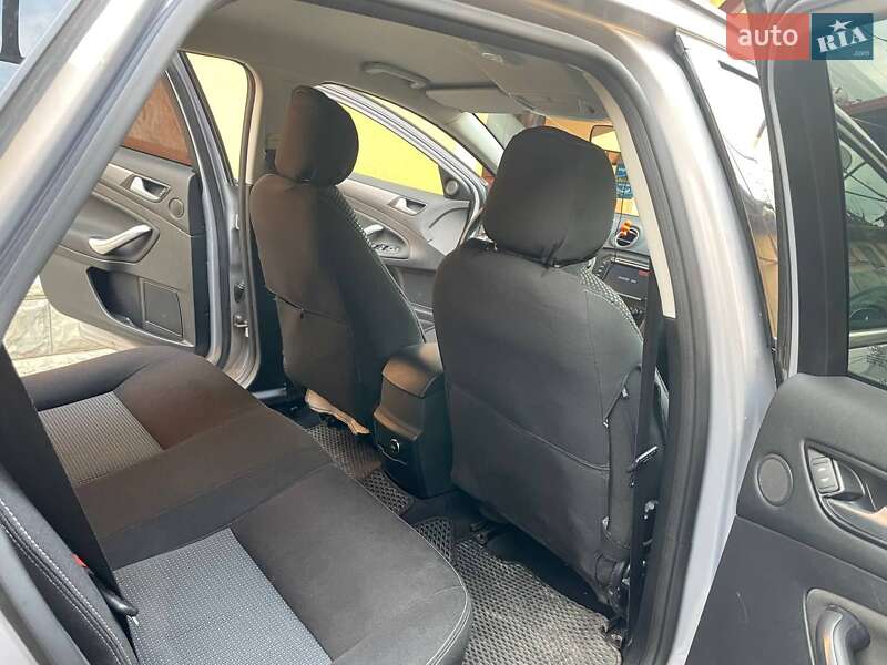 Універсал Ford Mondeo 2012 в Виноградові фото 13 Універсал Ford Mondeo 2012 в Виноградові