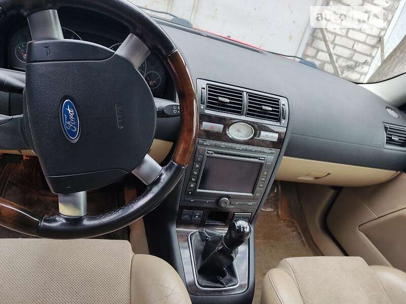 Універсал Ford Mondeo 2005 в Вишгороді