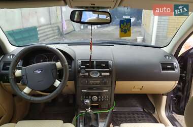 Лифтбек Ford Mondeo 2005 в Кропивницком