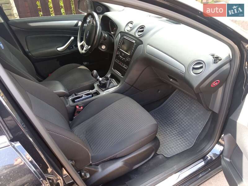 Універсал Ford Mondeo 2013 в Овручі