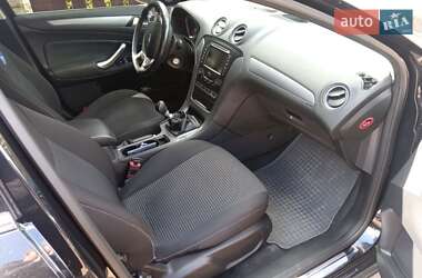 Універсал Ford Mondeo 2013 в 