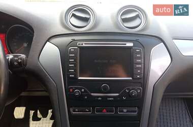 Універсал Ford Mondeo 2013 в 