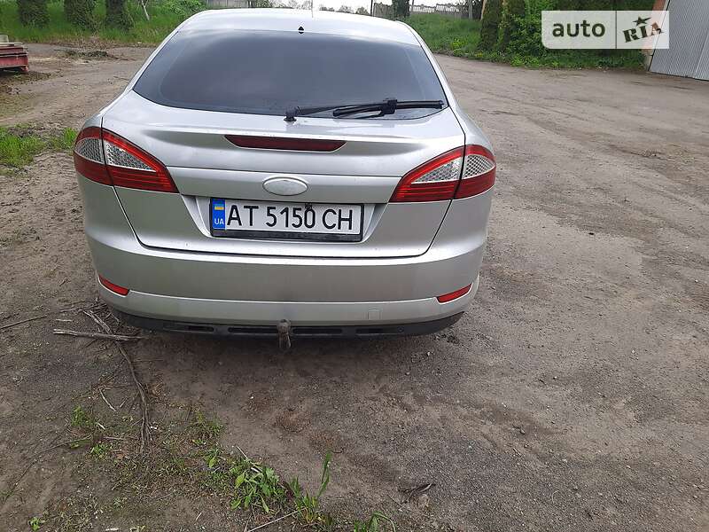 Ліфтбек Ford Mondeo 2010 в Снятині