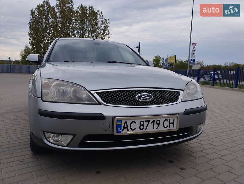 Лифтбек Ford Mondeo 2003 в Ковеле