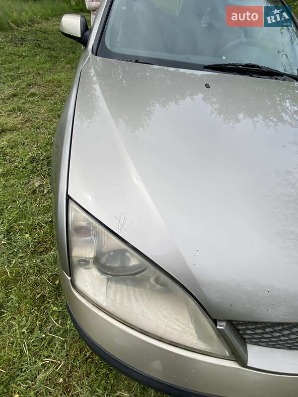 Универсал Ford Mondeo 2003 в Нововолынске