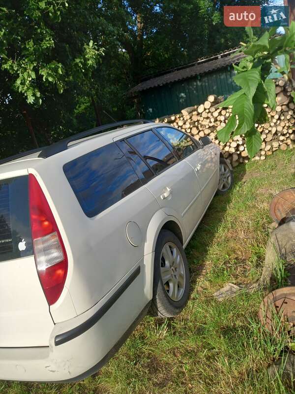 Универсал Ford Mondeo 2001 в Сваляве