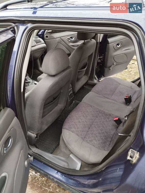 Універсал Ford Mondeo 1998 в Шумську