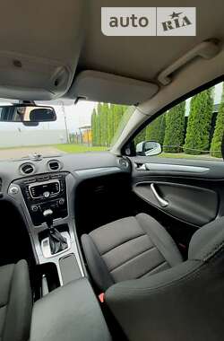 Седан Ford Mondeo 2012 в Киеве