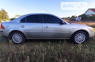 Седан Ford Mondeo 2004 в 