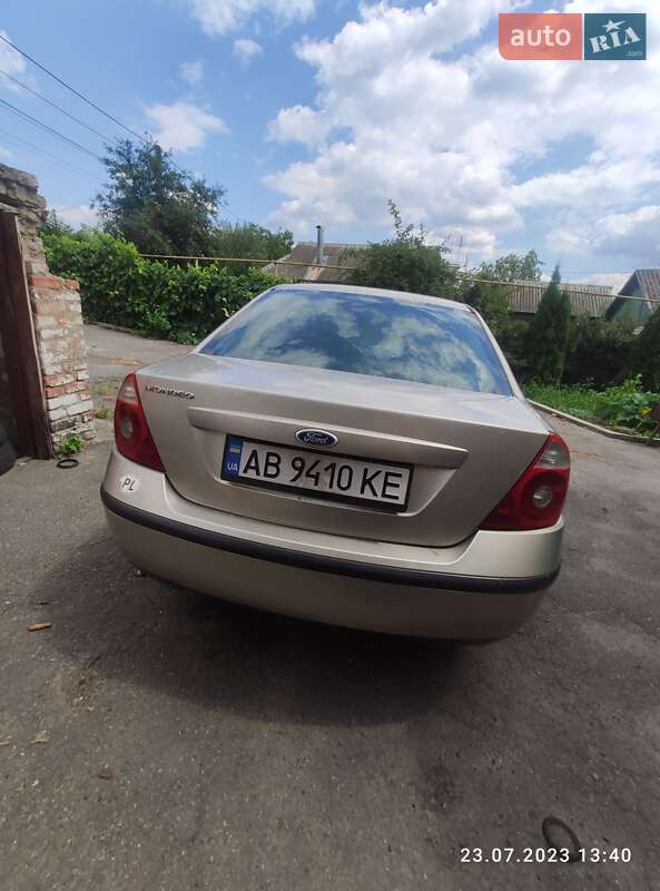 Седан Ford Mondeo 2005 в Виннице