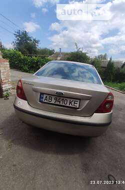 Седан Ford Mondeo 2005 в Виннице