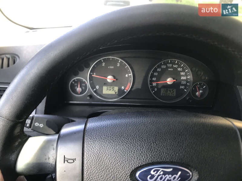 Универсал Ford Mondeo 2004 в Киеве