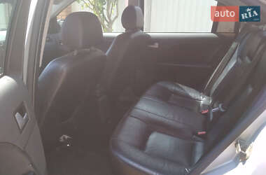 Седан Ford Mondeo 2001 в 