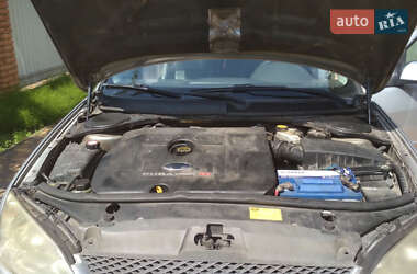 Седан Ford Mondeo 2001 в 