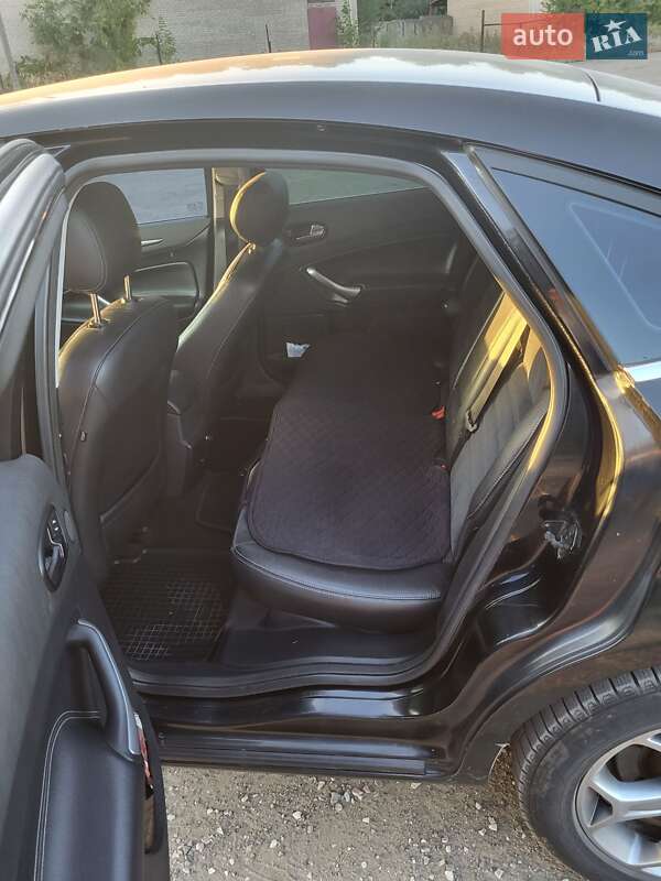 Седан Ford Mondeo 2008 в Бершаді