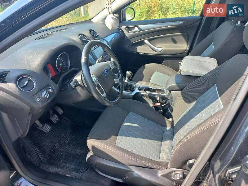 Универсал Ford Mondeo 2011 в Рава-Русской