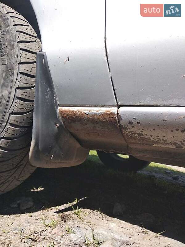 Ліфтбек Ford Mondeo 1997 в Житомирі фото 9 Ліфтбек Ford Mondeo 1997 в Житомирі