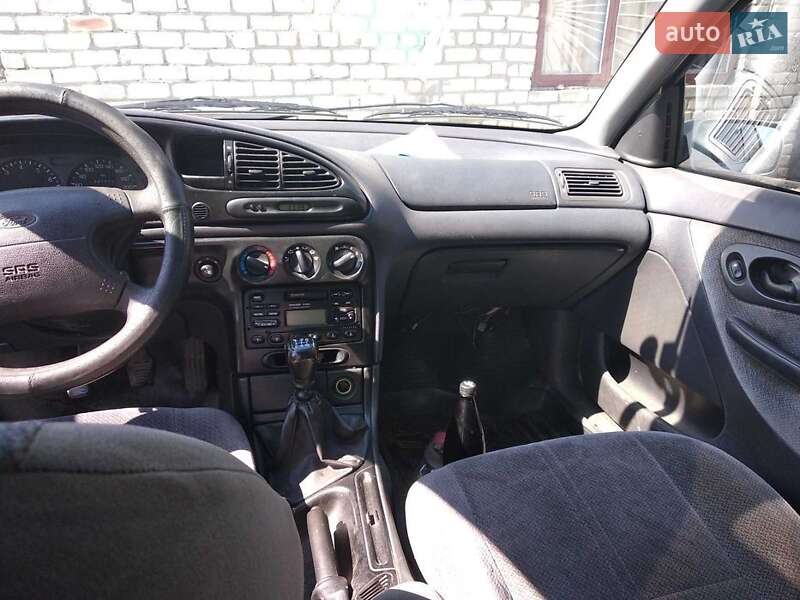 Ліфтбек Ford Mondeo 1997 в Житомирі фото 6 Ліфтбек Ford Mondeo 1997 в Житомирі