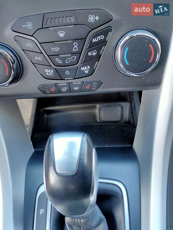 Седан Ford Mondeo 2016 в Киеве