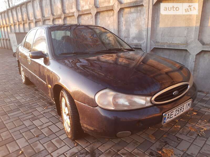 Лифтбек Ford Mondeo 1997 в Днепре