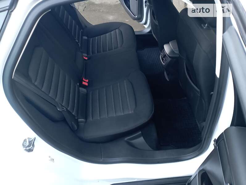 Ліфтбек Ford Mondeo 2017 в Смілі