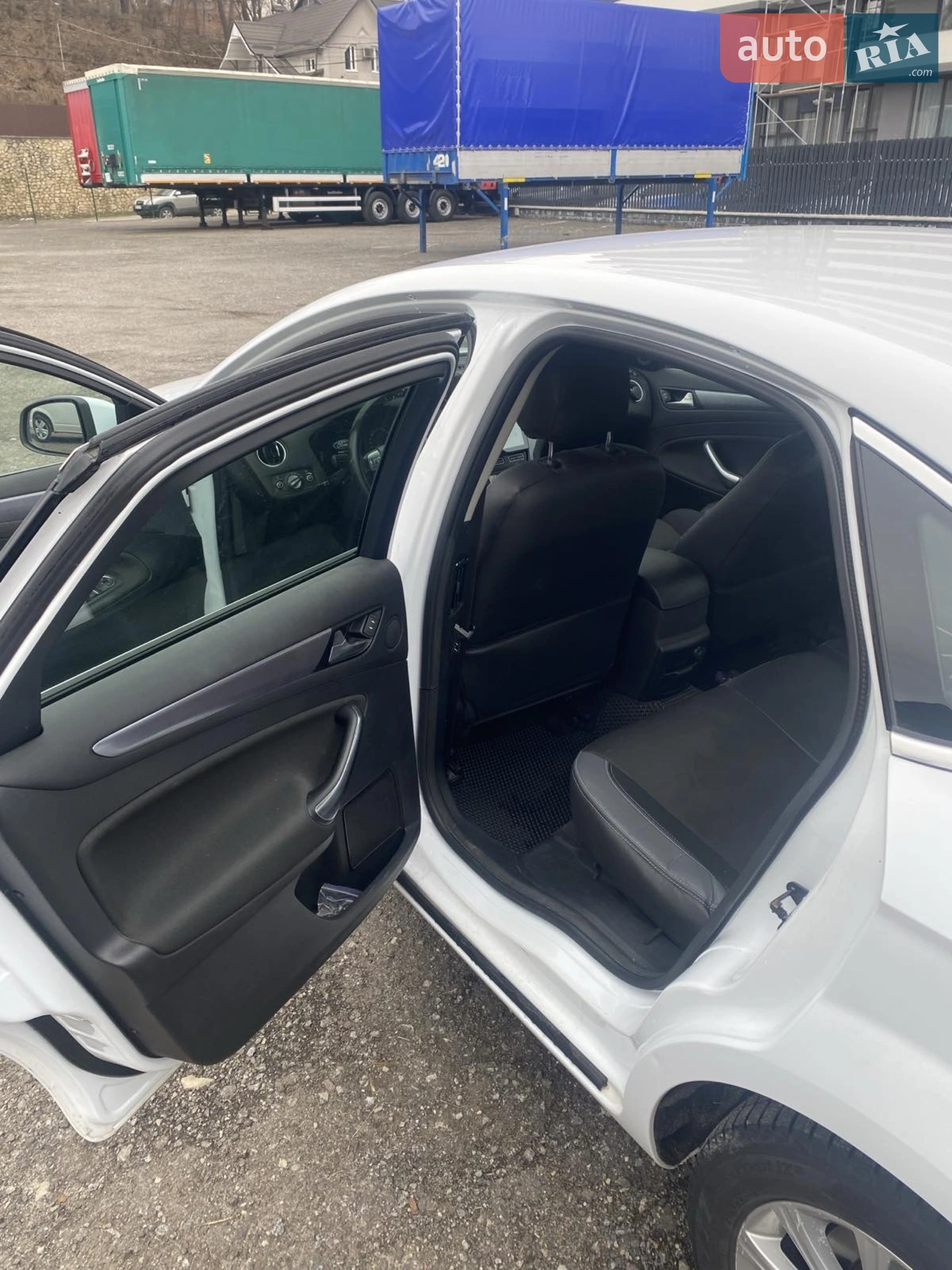 2011 Ford Mondeo - мініатюра 11