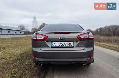 Седан Ford Mondeo 2012 в Березане