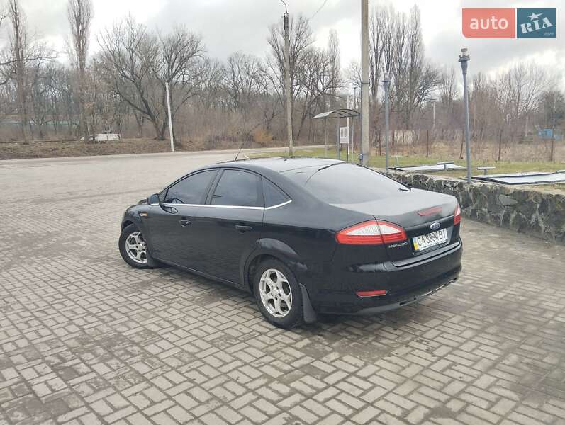 Седан Ford Mondeo 2010 в Золотоноше