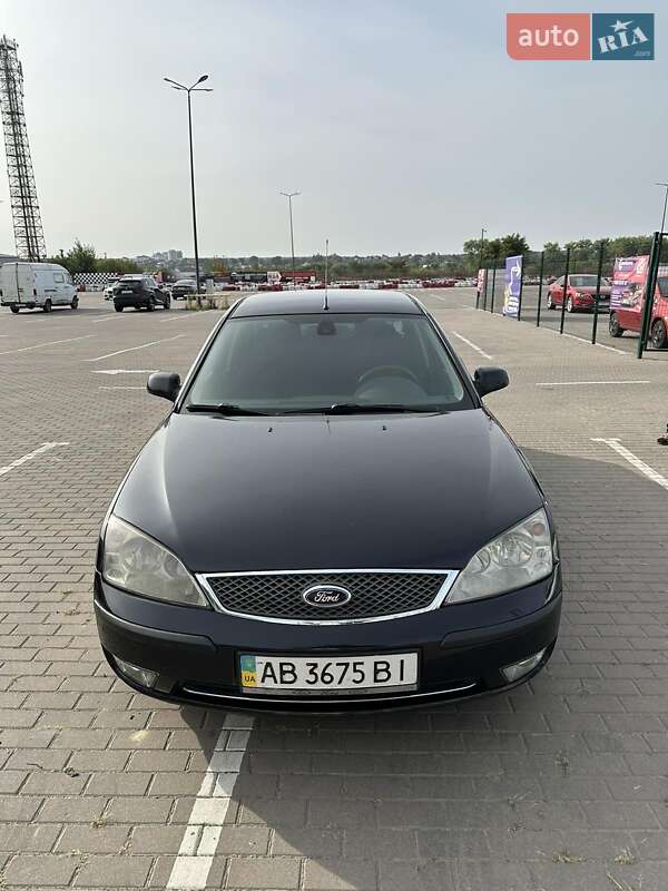 Седан Ford Mondeo 2004 в Виннице