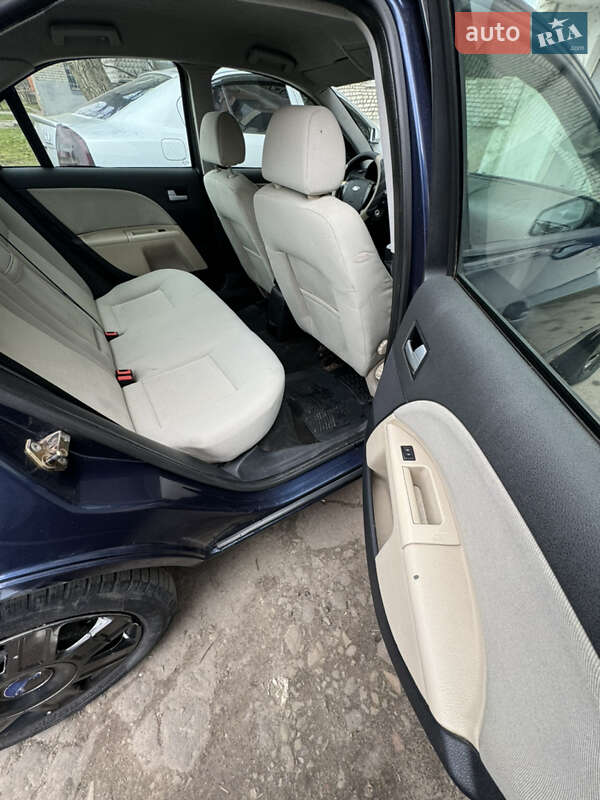 Седан Ford Mondeo 2002 в Шептицькому