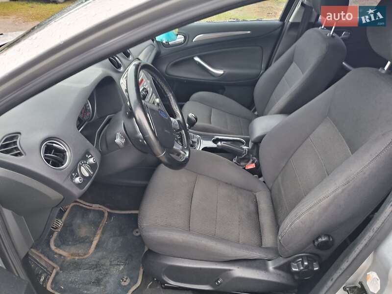 Ліфтбек Ford Mondeo 2010 в Львові