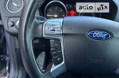 Универсал Ford Mondeo 2013 в 