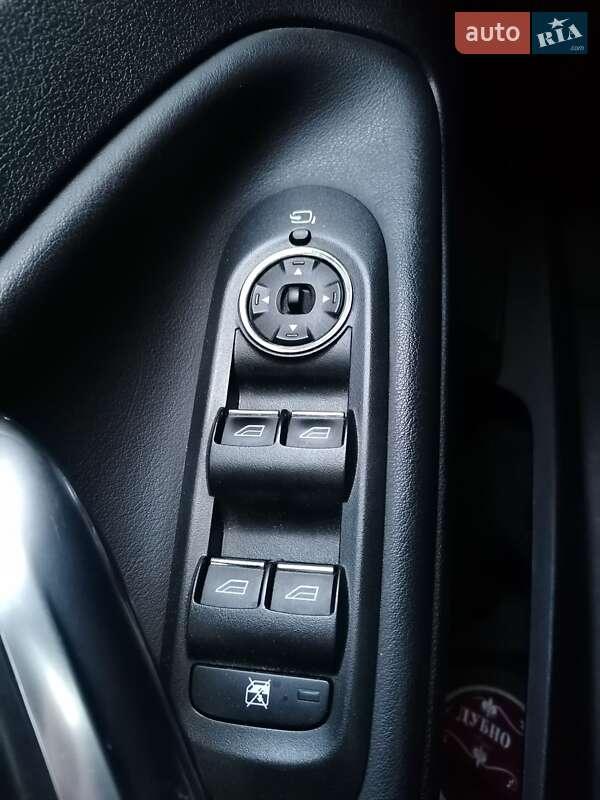 Универсал Ford Mondeo 2014 в Остроге