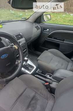 Лифтбек Ford Mondeo 2006 в 