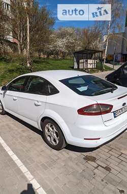 Лифтбек Ford Mondeo 2013 в Ровно