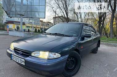 Лифтбек Ford Mondeo 1994 в Чернигове