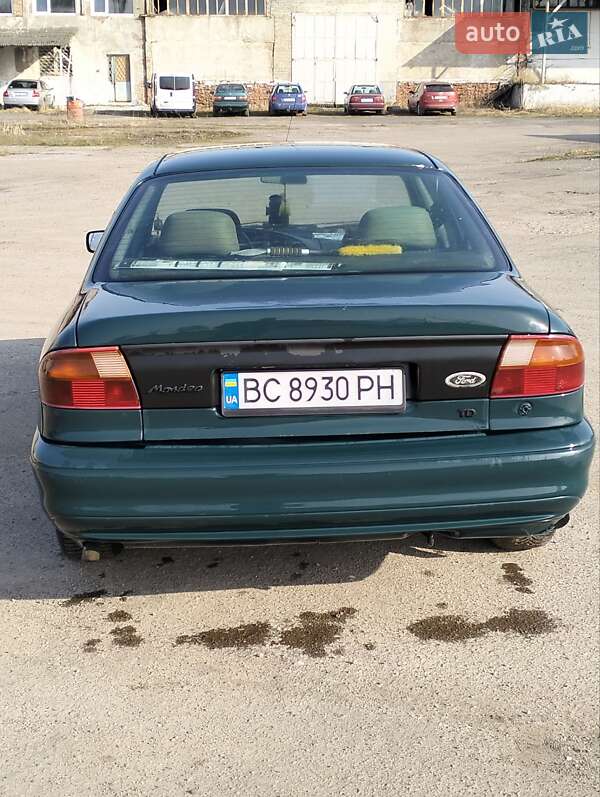 Седан Ford Mondeo 1996 в Львове