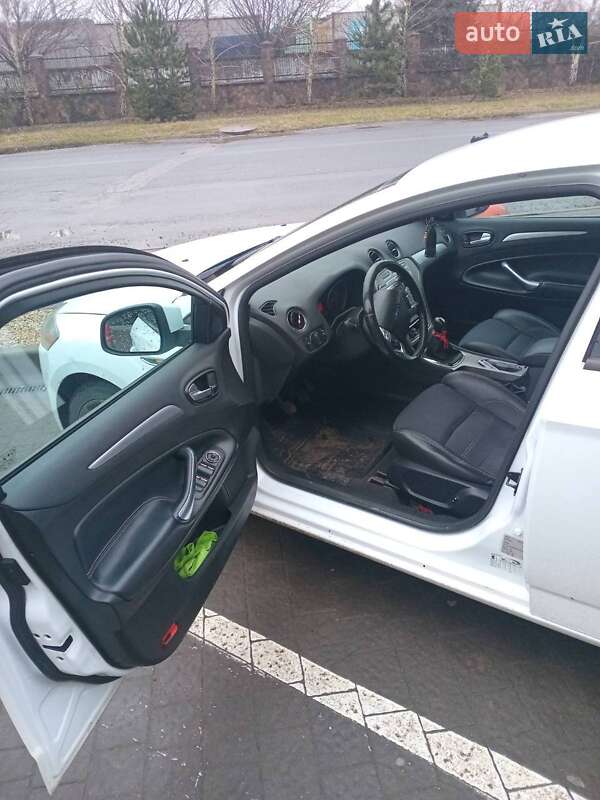Универсал Ford Mondeo 2009 в Ужгороде
