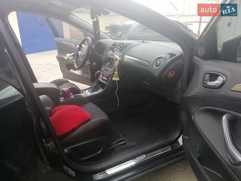 Лифтбек Ford Mondeo 2008 в Киеве