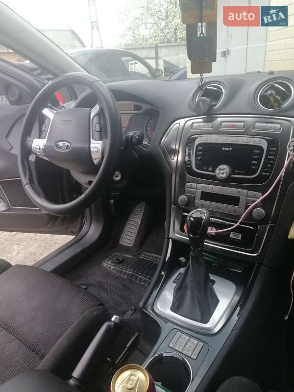 Лифтбек Ford Mondeo 2008 в Киеве