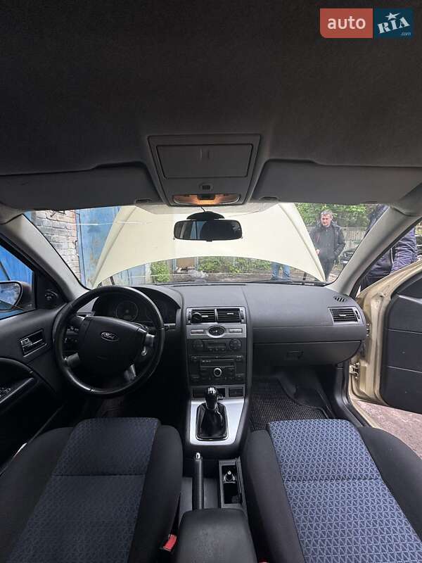 Седан Ford Mondeo 2006 в Львове