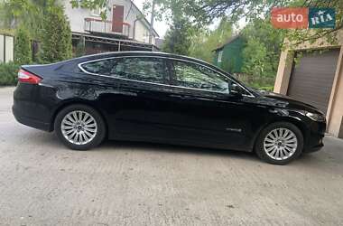 Седан Ford Mondeo 2016 в Киеве